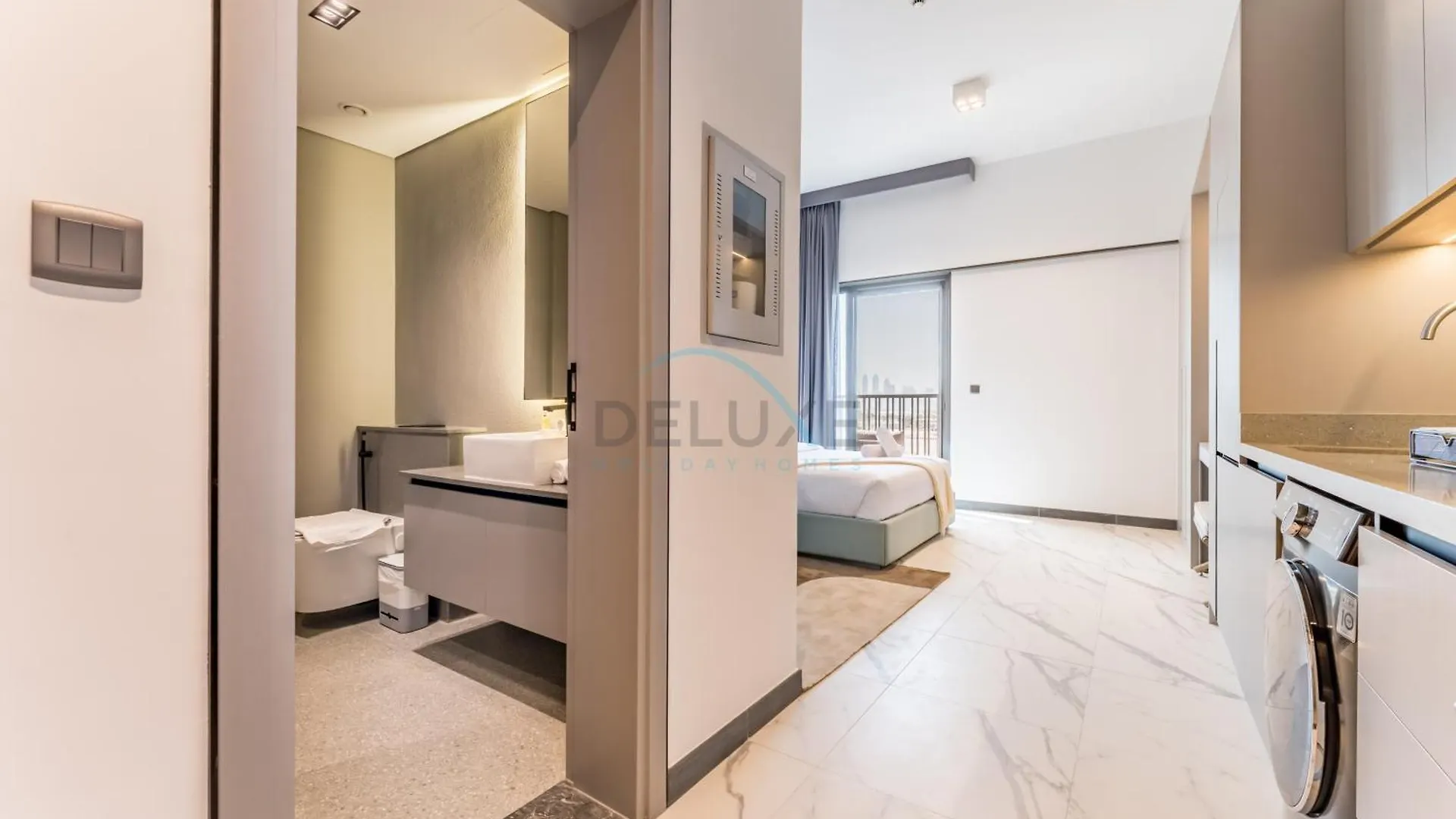 Apartment Studio With Glimpse Of Burj Khalifa, Minutes From Downtown Dubai, Mag 930, Mohammad Bin Rashid City By Deluxe Holiday Homes