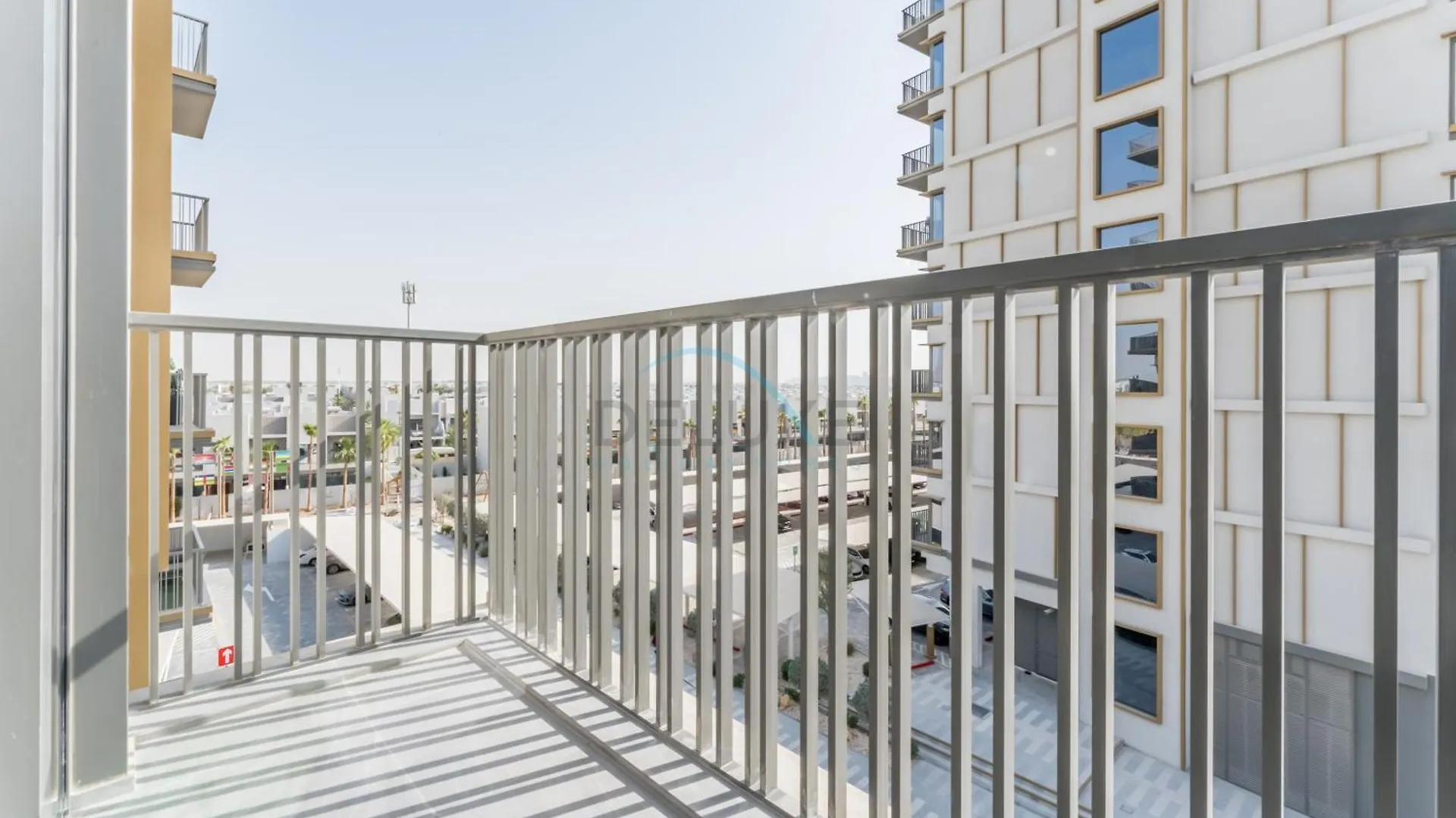 Studio With Glimpse Of Burj Khalifa, Minutes From Downtown Dubai, Mag 930, Mohammad Bin Rashid City By Deluxe Holiday Homes 0*, Dubai United Arab Emirates